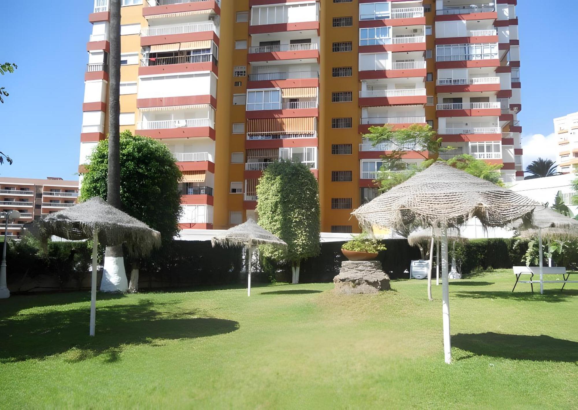 Next To Puerto Marina And The Beach ベナルマデナ エクステリア 写真